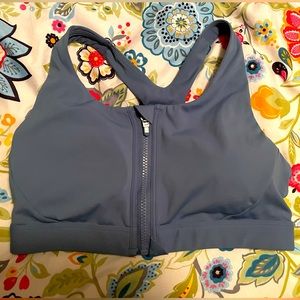 34DD Athleta “Ultimate Bra”